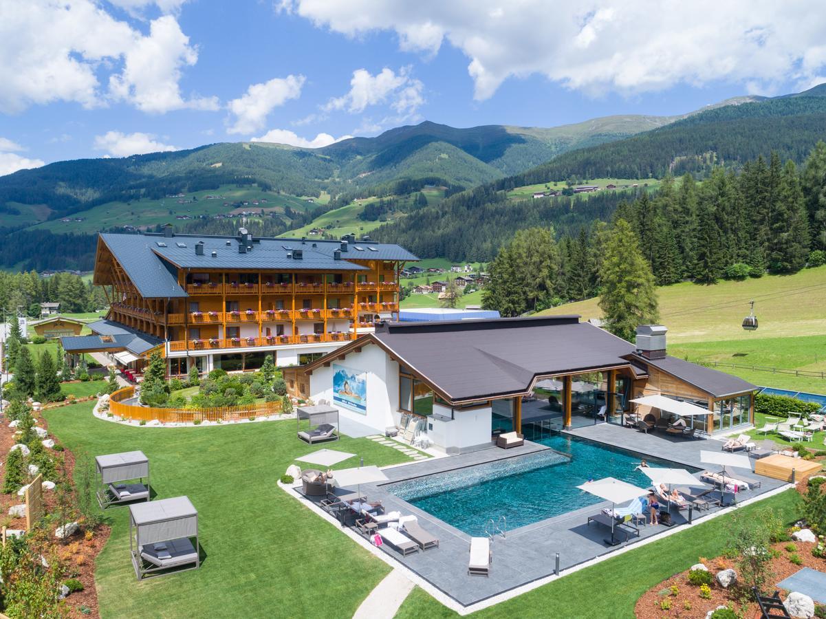 Bad Moos - Aqua Spa Resort Sexten Exteriör bild