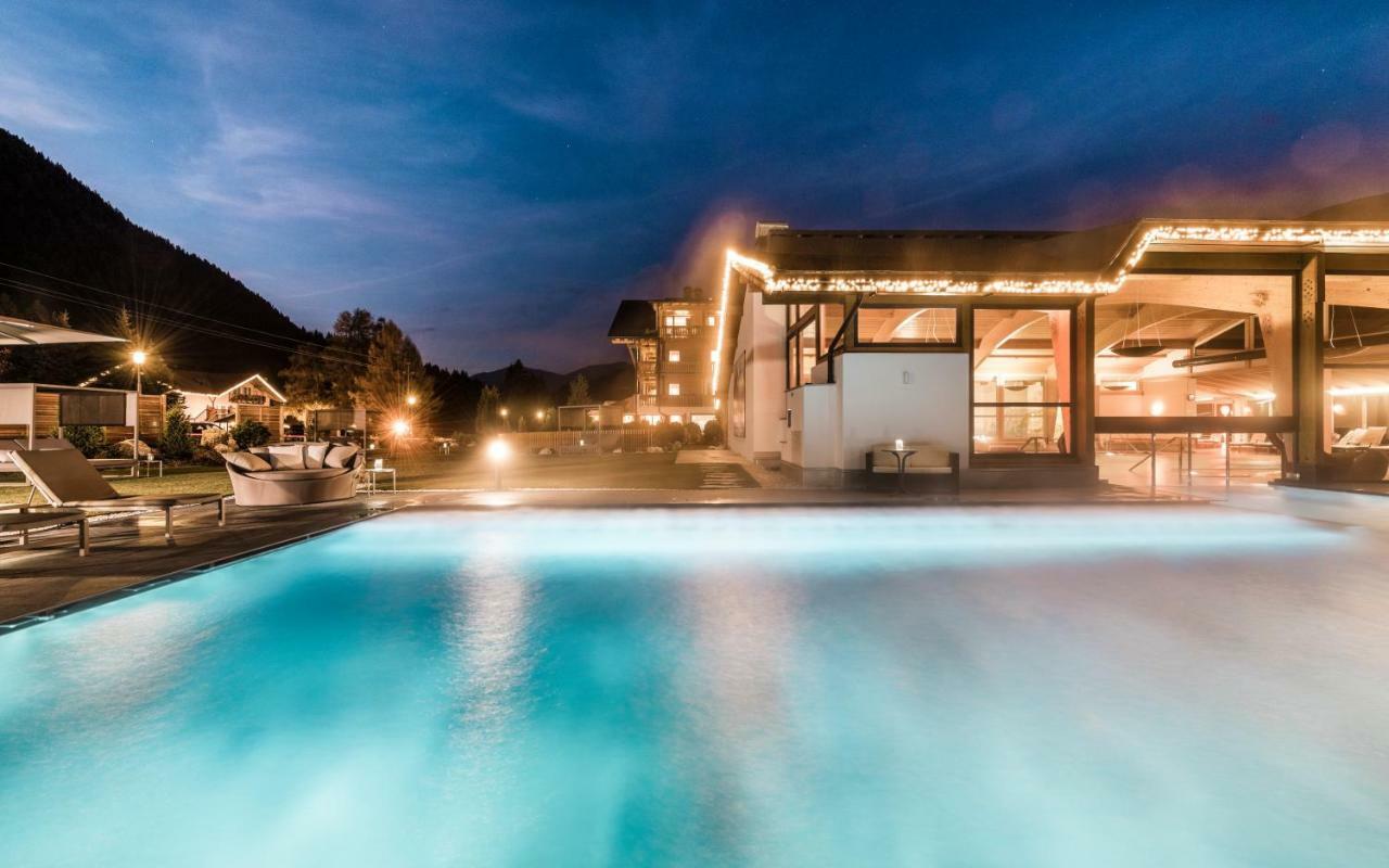 Bad Moos - Aqua Spa Resort Sexten Exteriör bild